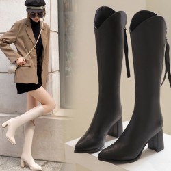 Heier Verkauf50% RabattElegante Damenstiefel mit klobigem Absatz und spitzer Zehe
