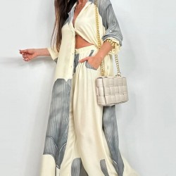 Set aus langem Hemd mit durchgehender Knopfleiste und Hose mit Kordelzug