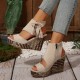 Damen-Sandalen mit offener Zehenpartie und Plateau-Keilabsatz und Quaste